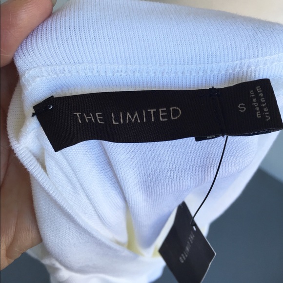 THE LIMITED White T-Shirt Size S. NWT. - Picture 5 of 6